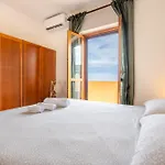 Domo Mia Apartman *